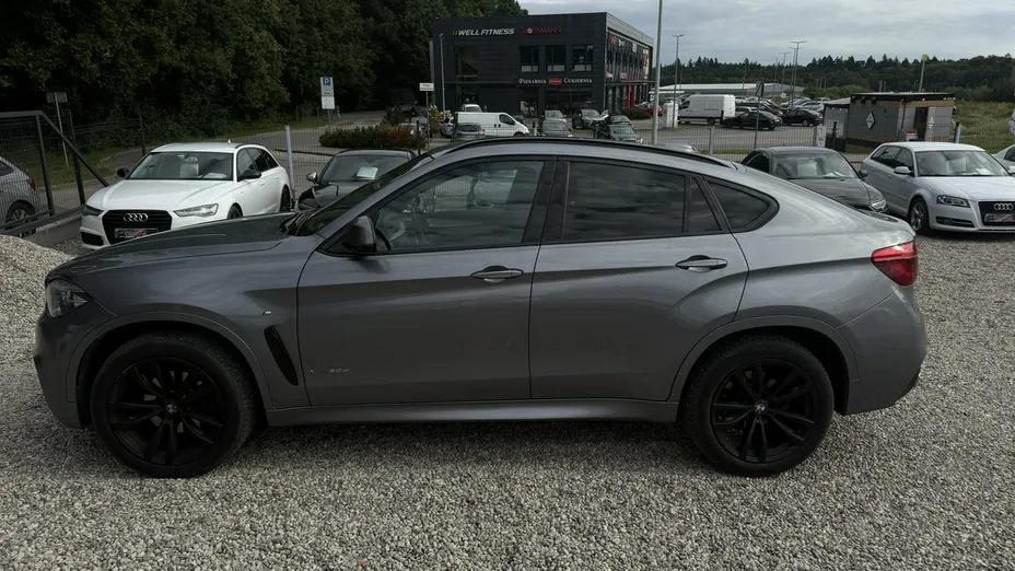BMW X6 -