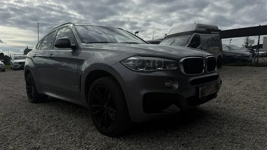 BMW X6 -