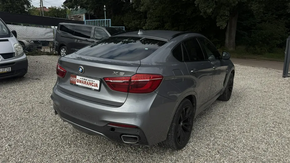 BMW X6 -