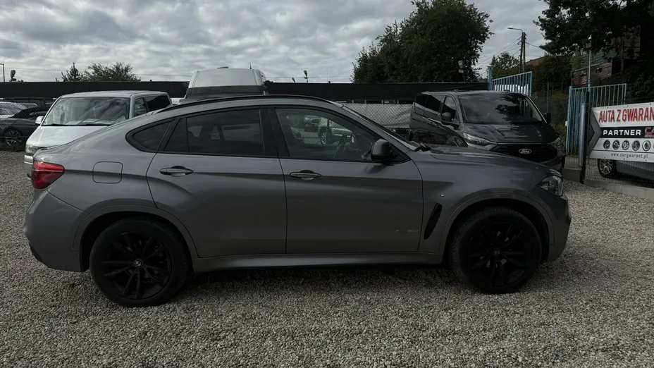 BMW X6 -