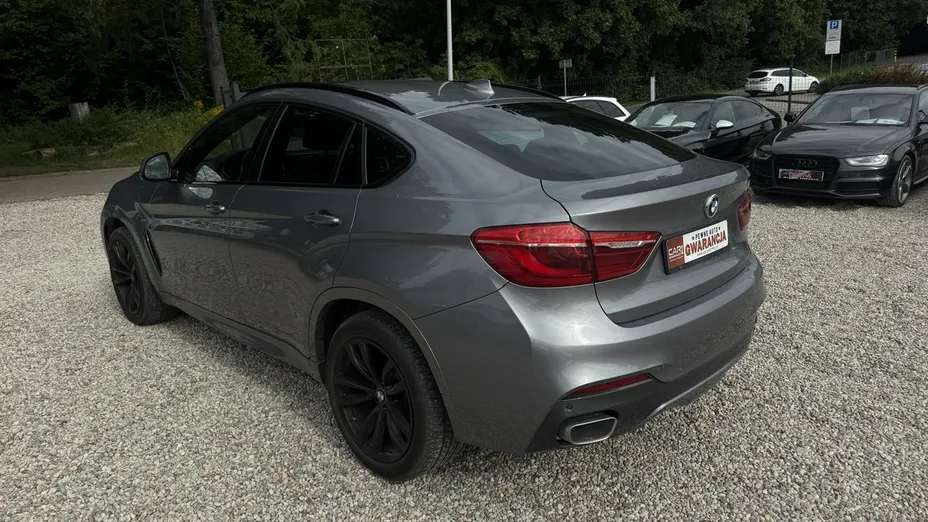 BMW X6 -