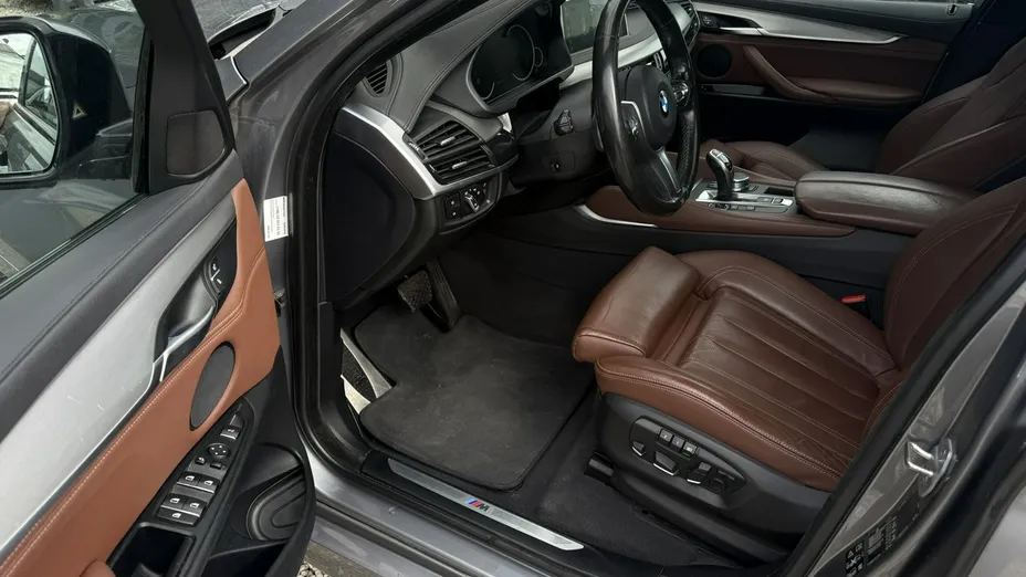 BMW X6 -
