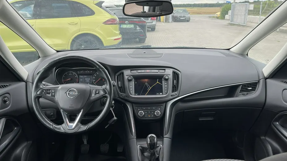 OPEL Zafira -