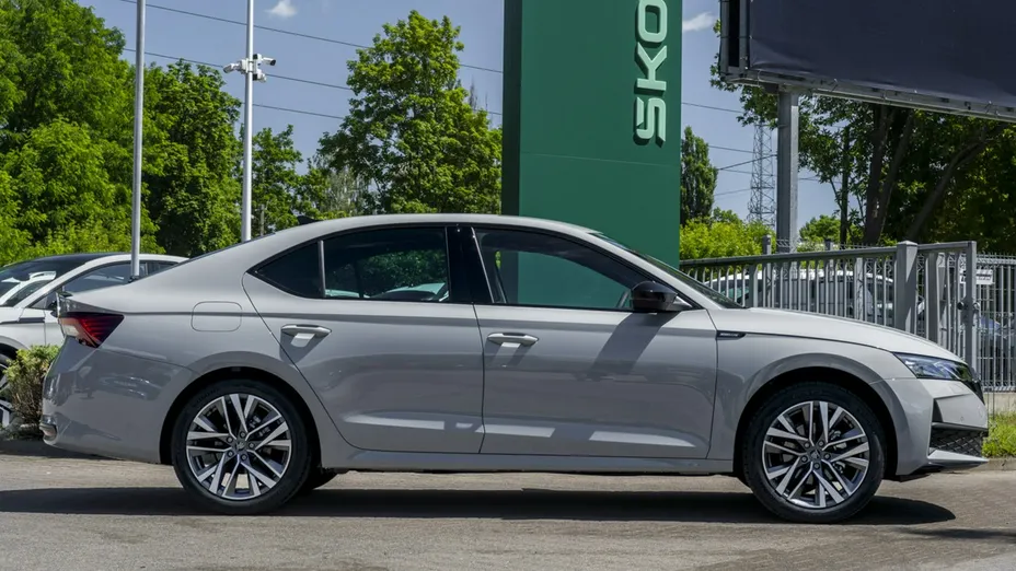 SKODA Octavia -