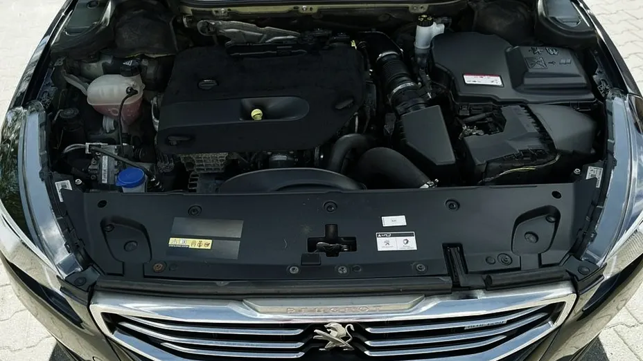 PEUGEOT 508 -