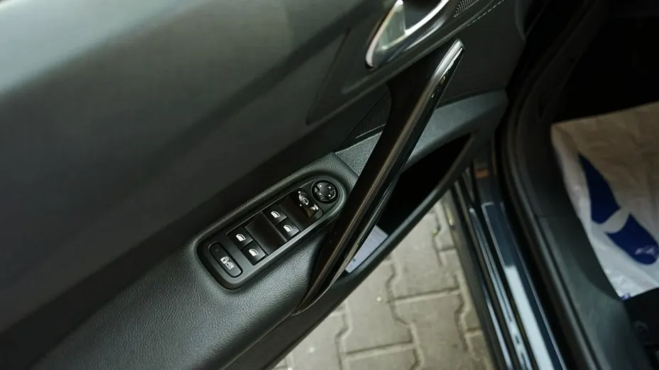 PEUGEOT 508 -