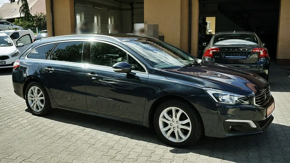 PEUGEOT 508 -