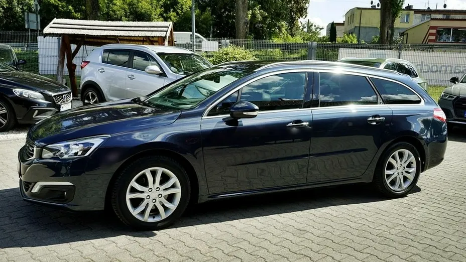 PEUGEOT 508 -