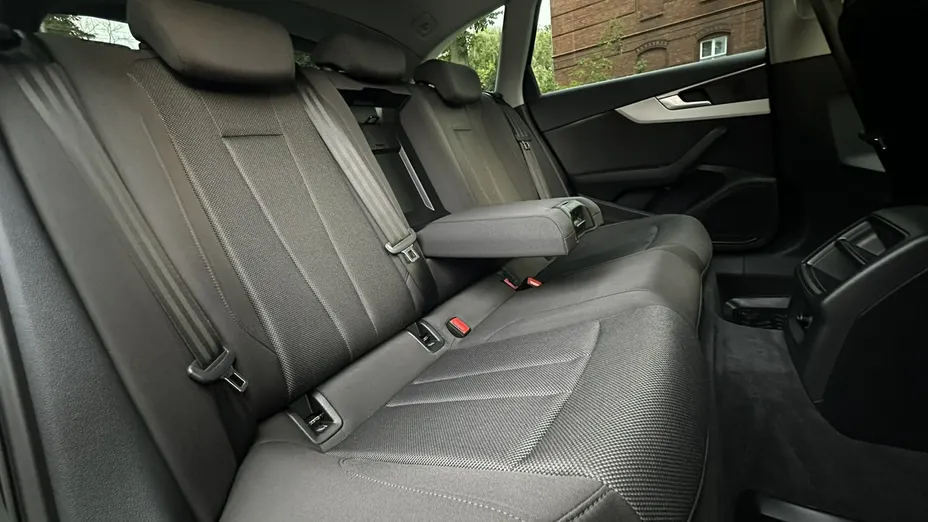 AUDI A4 Avant -