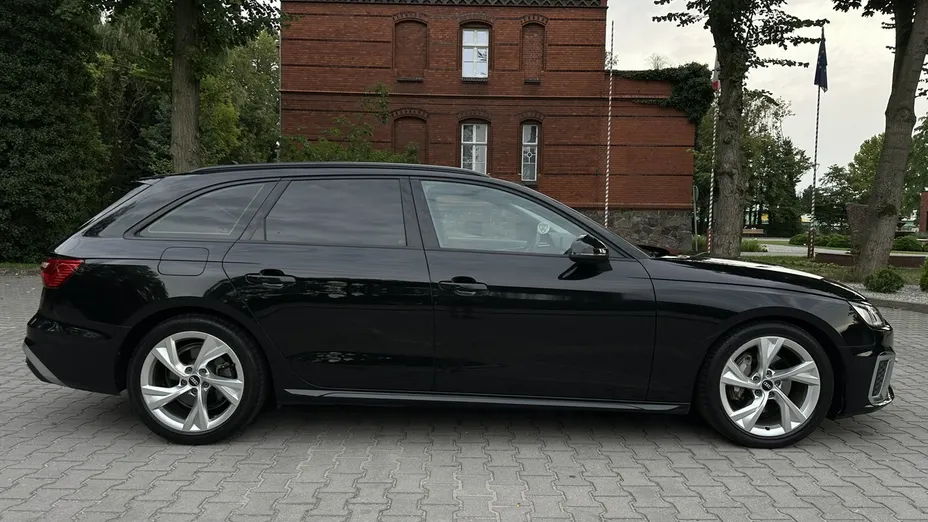 AUDI A4 Avant -