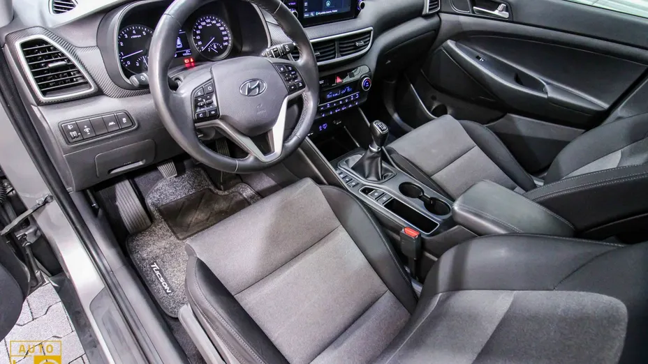 HYUNDAI Tucson -