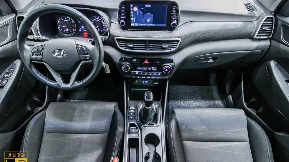 HYUNDAI Tucson -