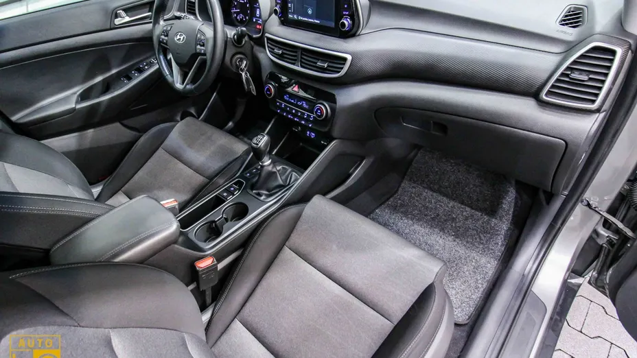 HYUNDAI Tucson -