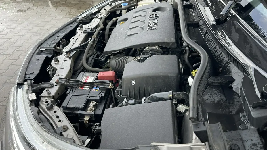 TOYOTA Corolla -