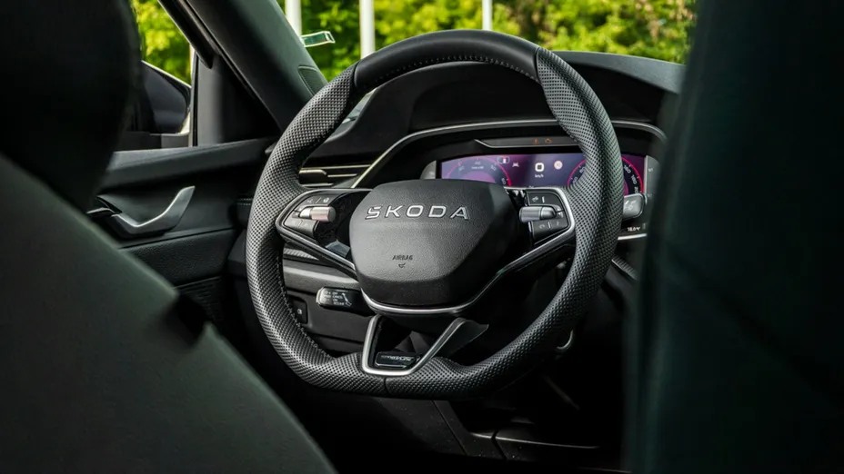 SKODA Octavia -