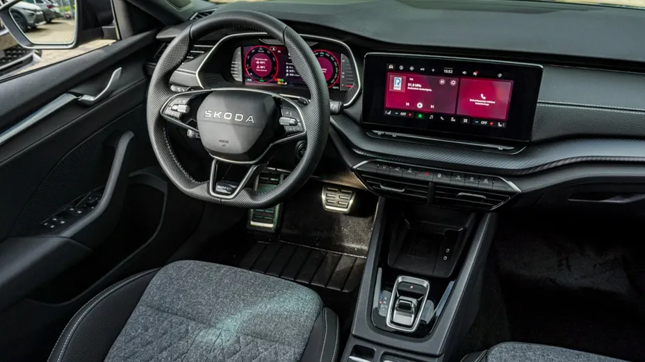 SKODA Octavia -