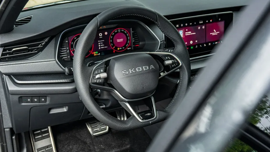 SKODA Octavia -