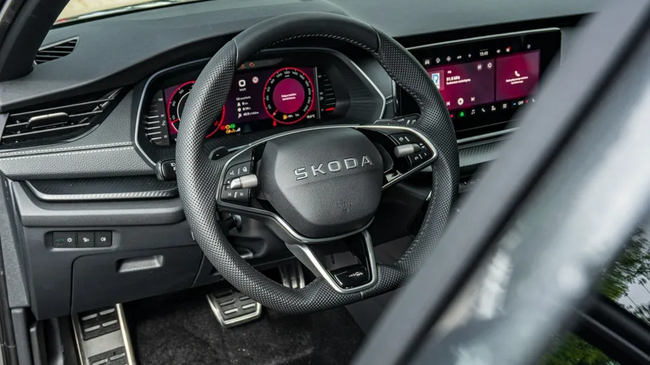 SKODA Octavia -