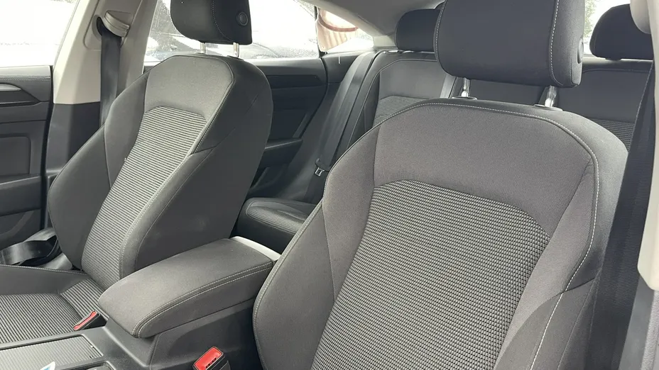 VOLKSWAGEN Arteon -