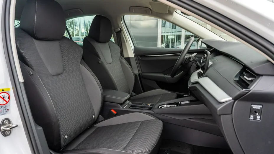 SKODA Octavia -