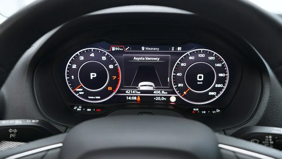 AUDI Q2 -
