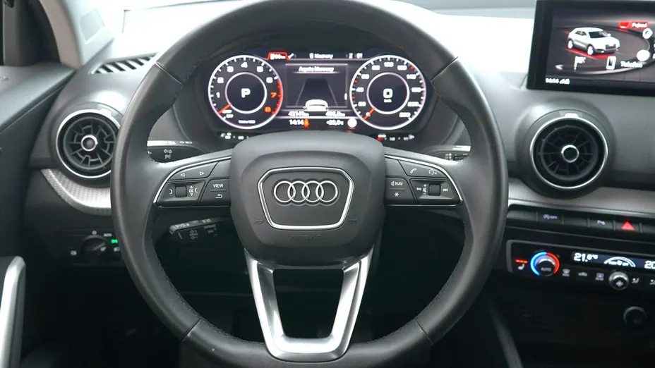 AUDI Q2 -