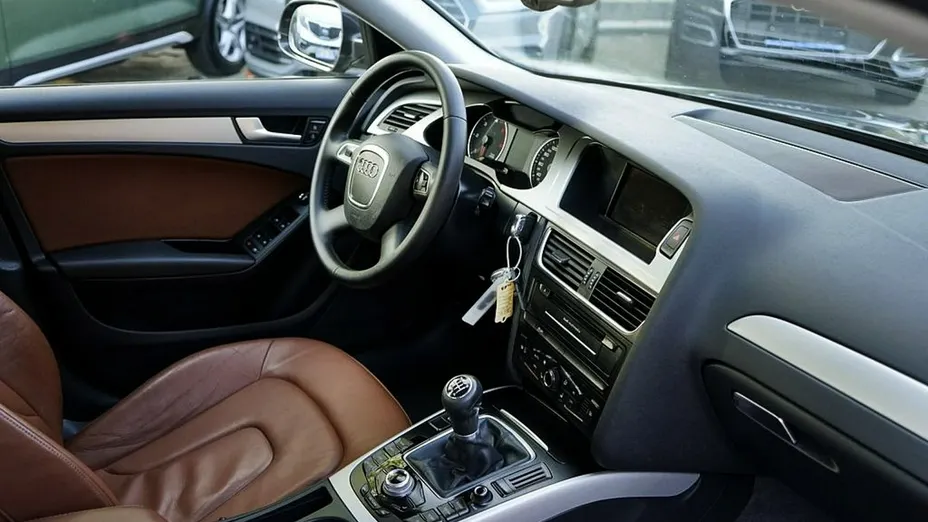 AUDI A4 Avant -