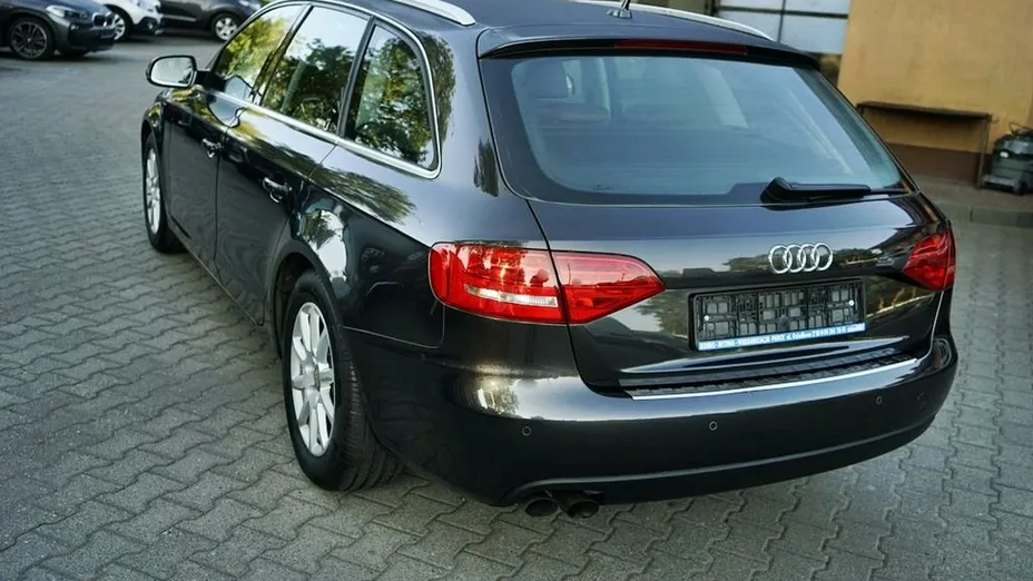 AUDI A4 Avant -