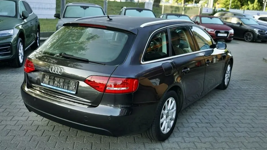 AUDI A4 Avant -