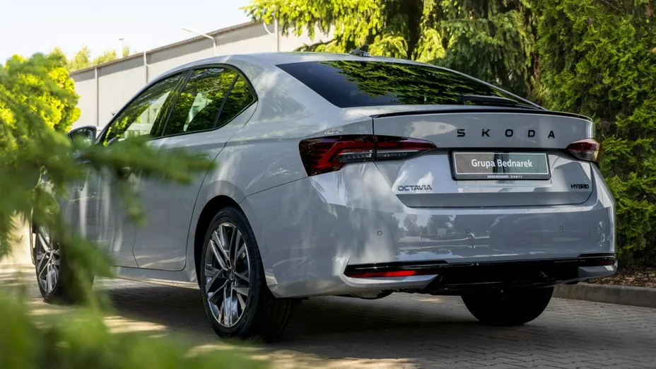 SKODA Octavia -