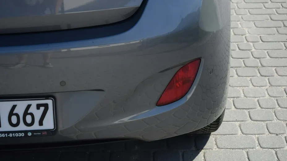 HYUNDAI i30 -