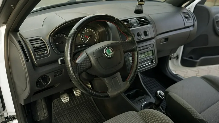 SKODA Fabia -