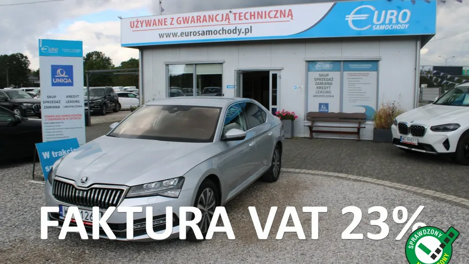SKODA Superb -