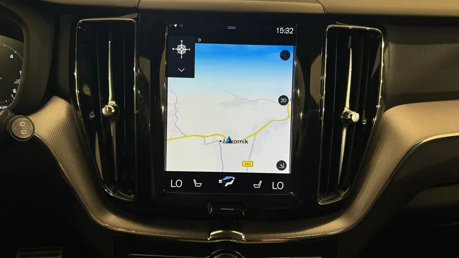 VOLVO XC60 -