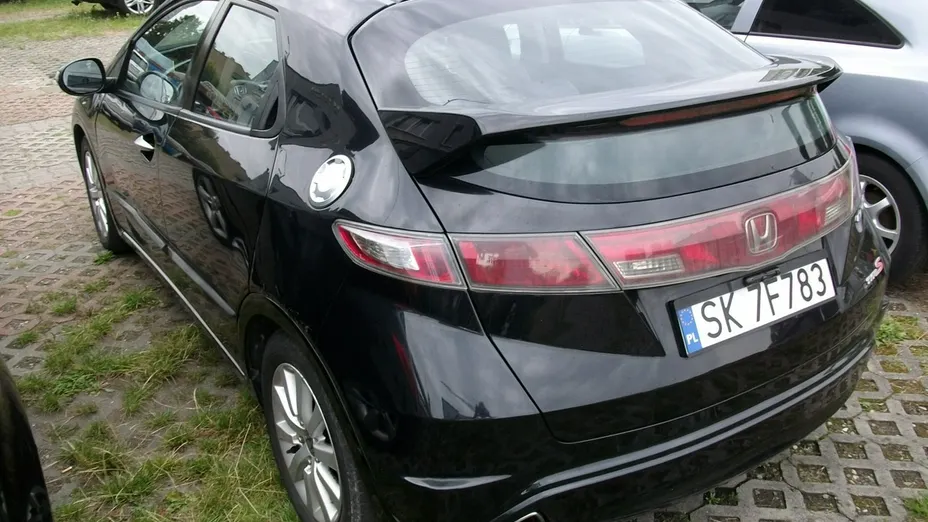 HONDA Civic -