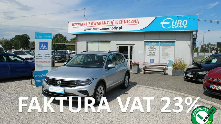 VOLKSWAGEN Tiguan -