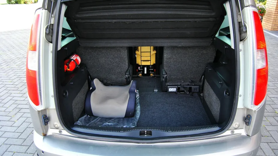 SKODA Roomster -