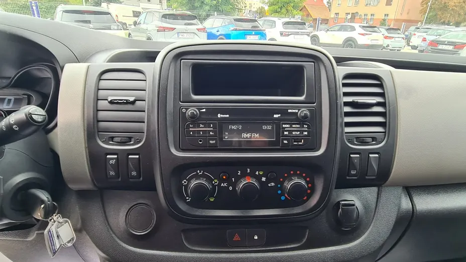 RENAULT Trafic -
