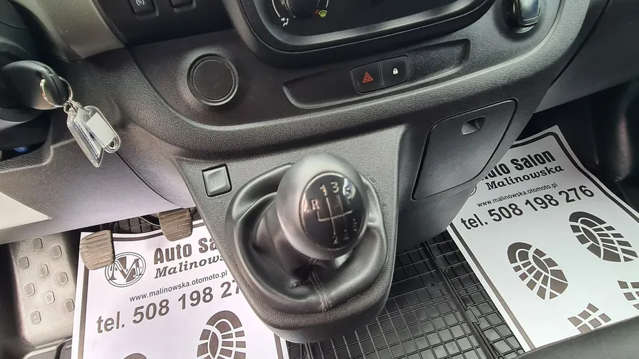 RENAULT Trafic -
