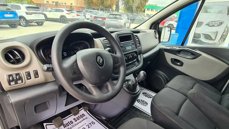 RENAULT Trafic -