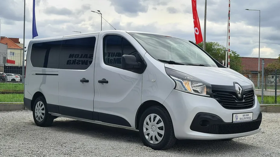 RENAULT Trafic -