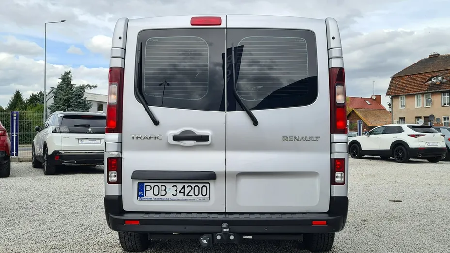 RENAULT Trafic -