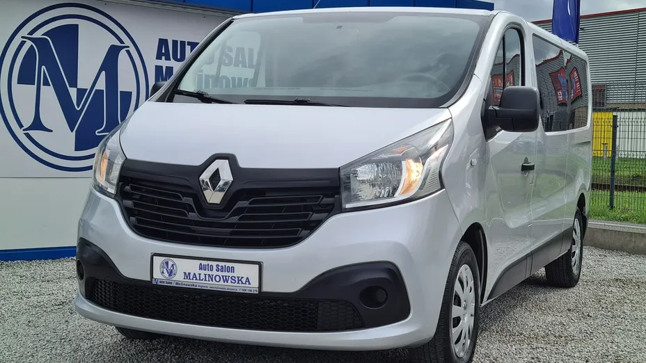 RENAULT Trafic -
