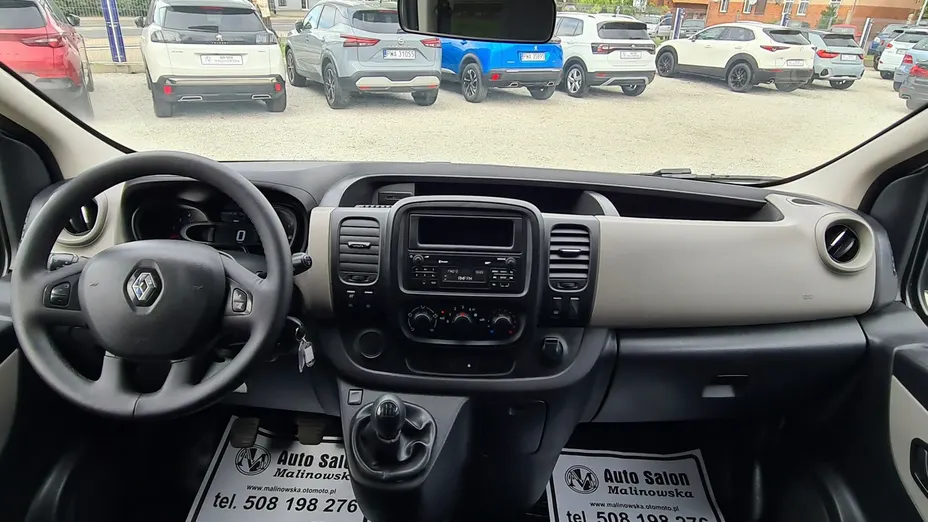 RENAULT Trafic -