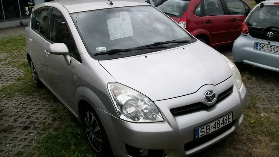 TOYOTA Corolla Verso -