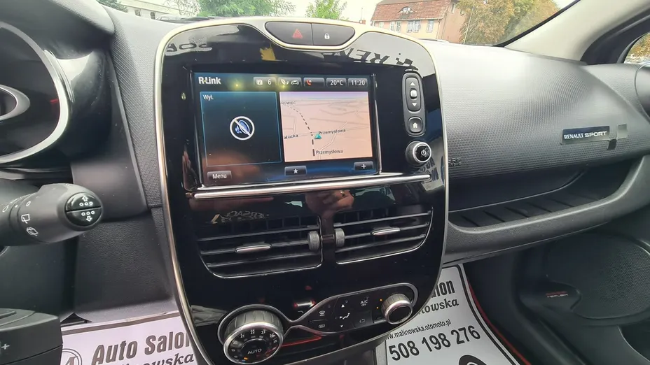 RENAULT Clio -