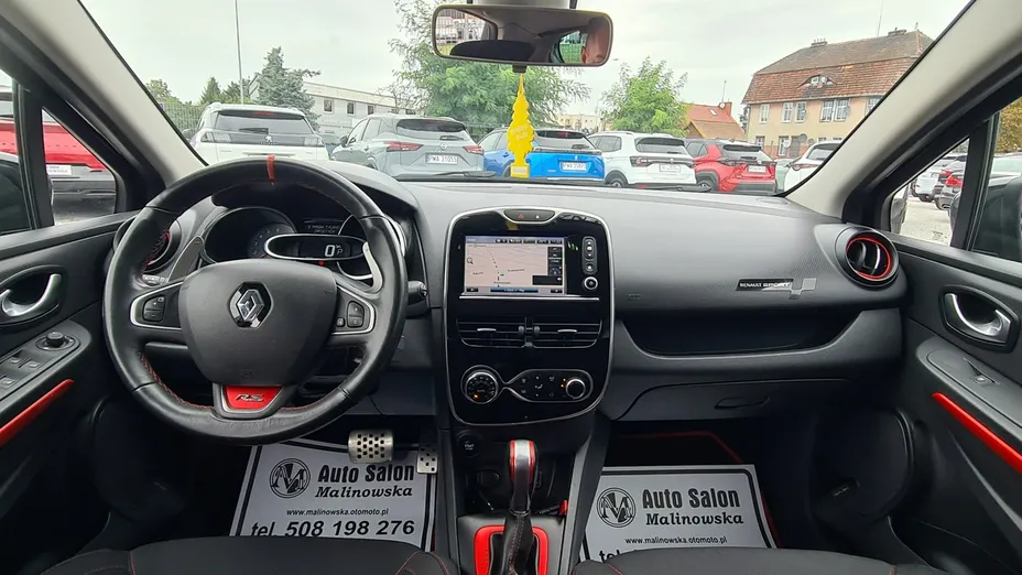 RENAULT Clio -