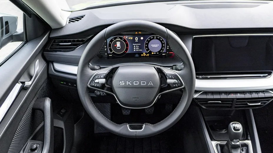 SKODA Octavia -
