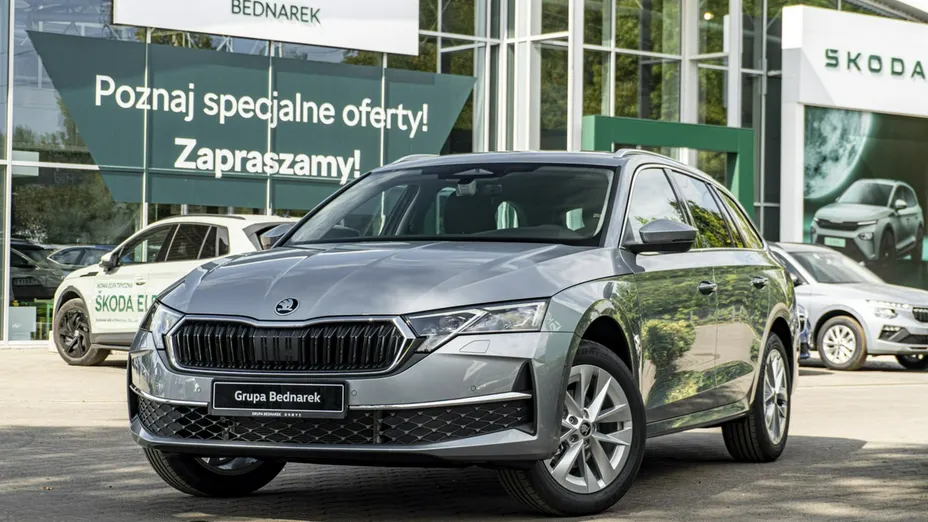 SKODA Octavia -