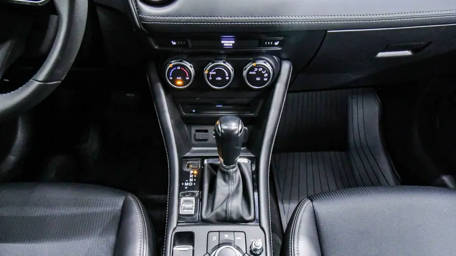 MAZDA CX-3 -